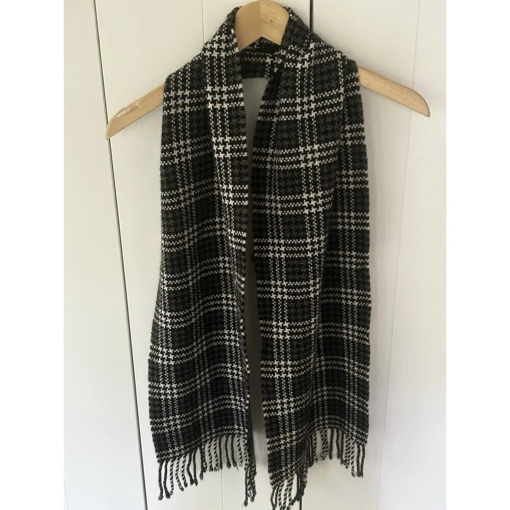 Charter Club 100% Cashmere Scarf Black Grey White Plaid Fringe Preppy Knit